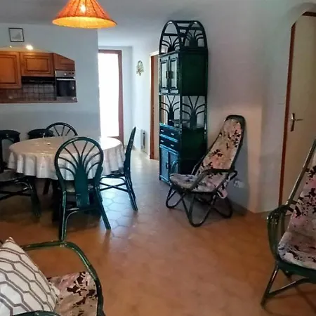 Le Lagon Maison Avec Immense Terrasse - Piscine Partagee Et A 300 M Ferienhaus